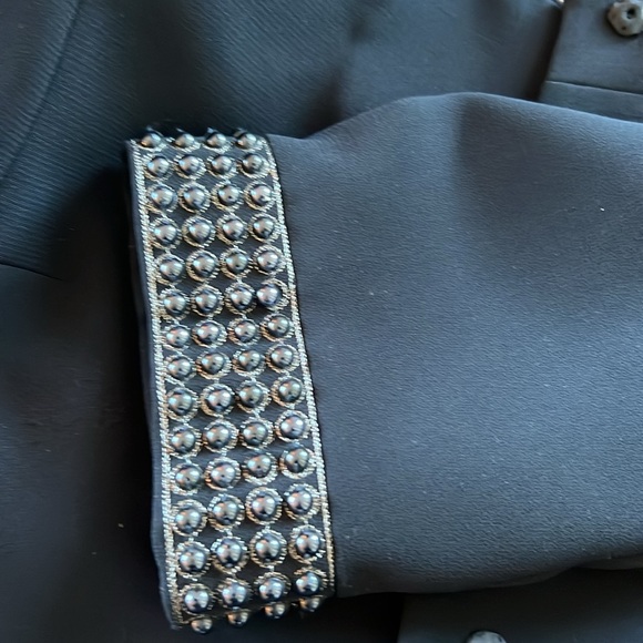 Tahari beautiful 2 piece embellished jacket and skirt size 14 - Picture 8 of 11